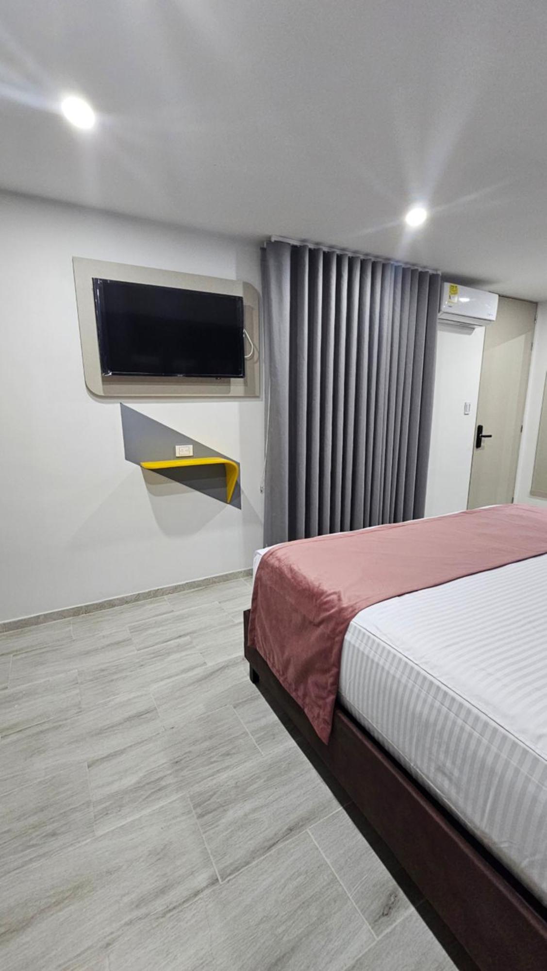 Waldor'S Hotel Boutique Leticia Bagian luar foto